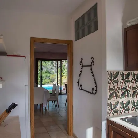 Rocce Fiorite Villa *